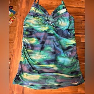 Woman’s plus size full coverage one piece bathing suit size 22w modest beach